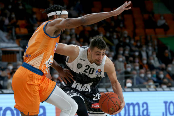 化为场上的 化为场上的