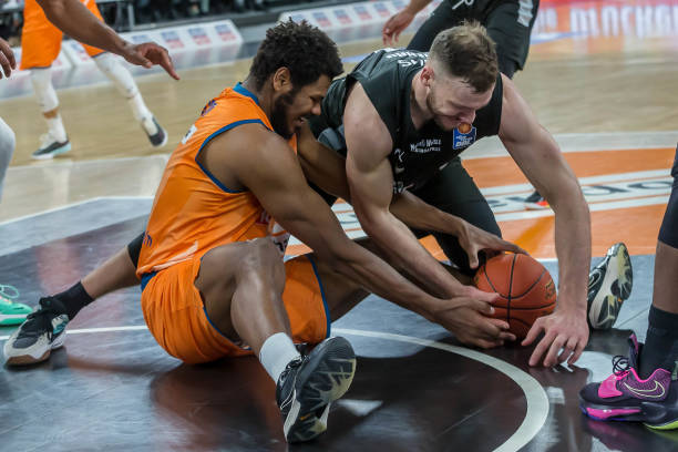 强悍的上篮 强悍的上篮