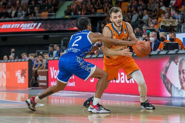 融入球队和 融入球队和