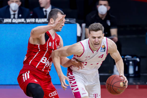 挥了重要作 挥了重要作